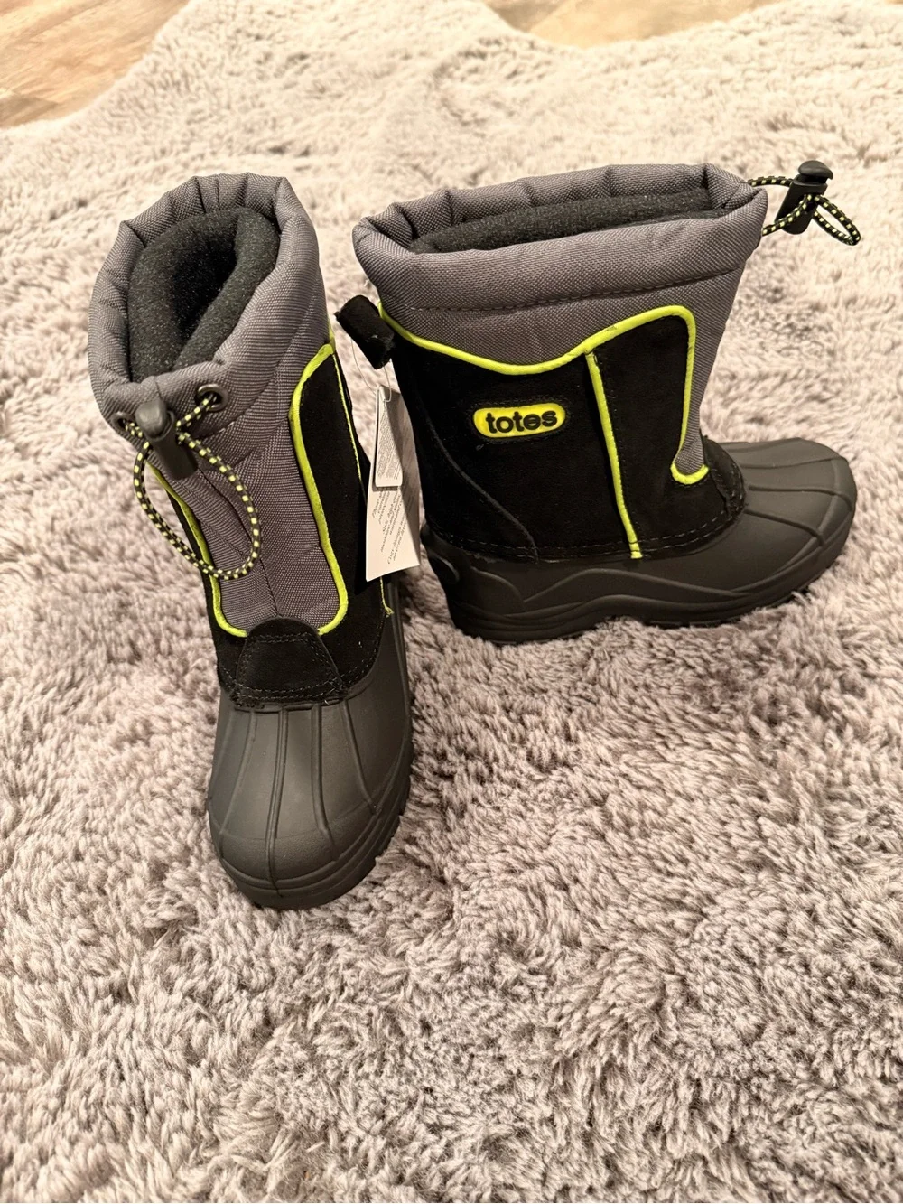 totes Kids Gray and Neon Yellow Trim Snow Boots